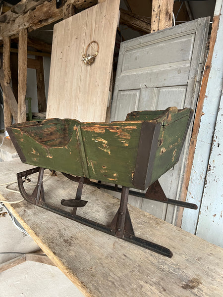 Antique Green Sleigh