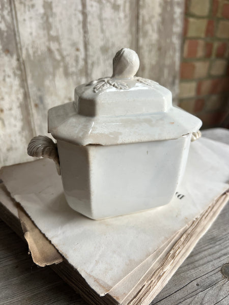 Small Creil et Montereau Vintage Tureen