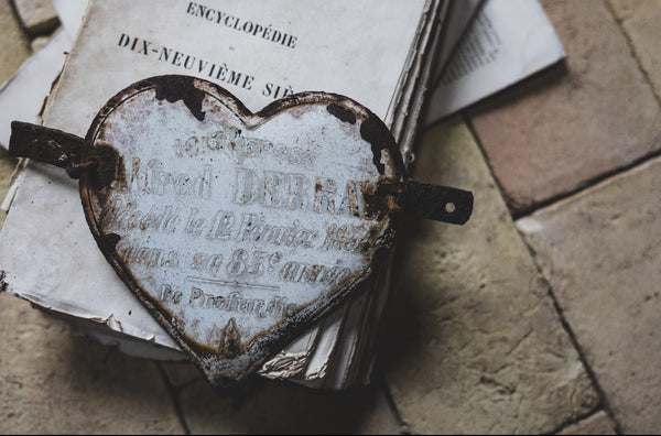 Vintage French Rustic Memorial Heart