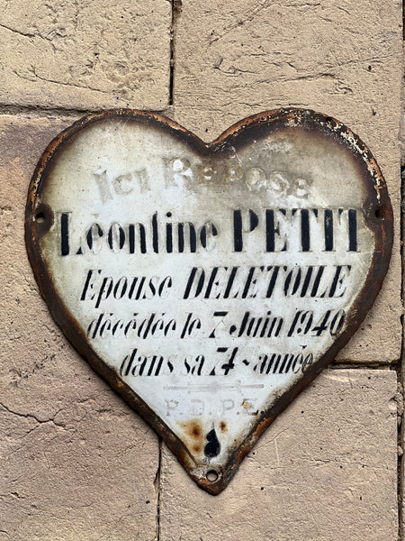 Vintage French Rustic Memorial Heart