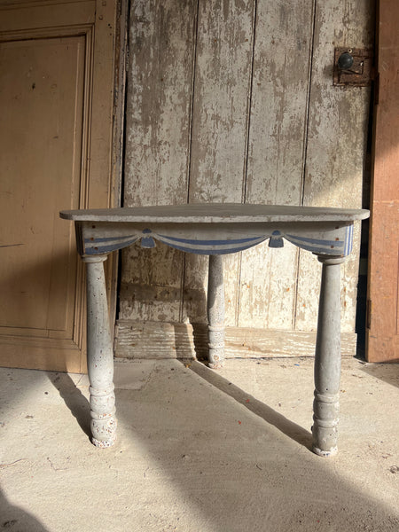 Decorative Antique Table