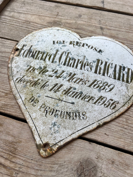 Vintage French Rustic Memorial Heart