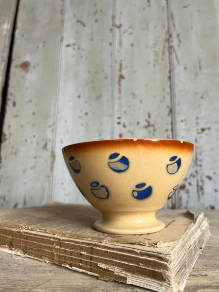 Blue Spot Rustic Cafe Au Lait