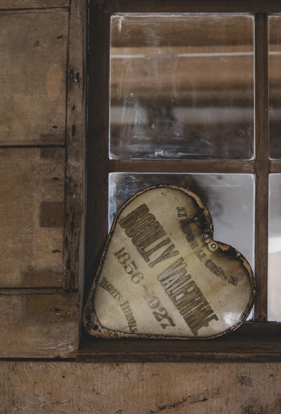 Rustic French Enamel Memorial Heart Large