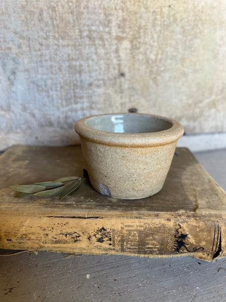 Sweet Stoneware Pinch Pot