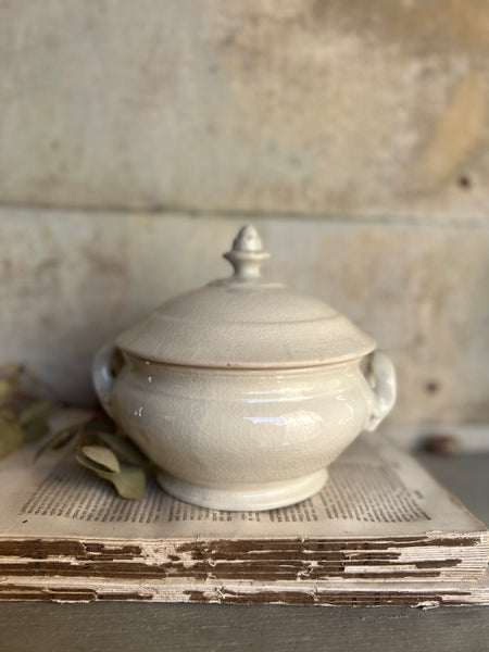 Small Vintage French Souperie