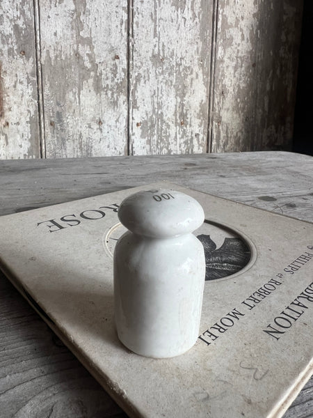 Sweet Antique 100g Weight