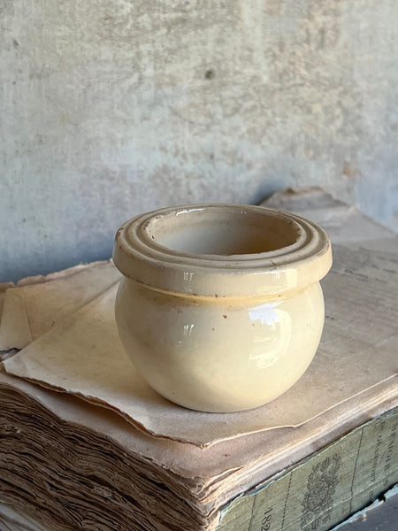 Small Vintage French Pot