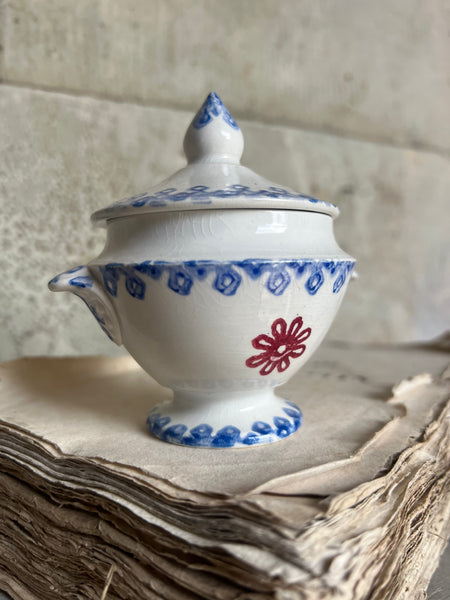 Sweet Mini Vintage Souperie