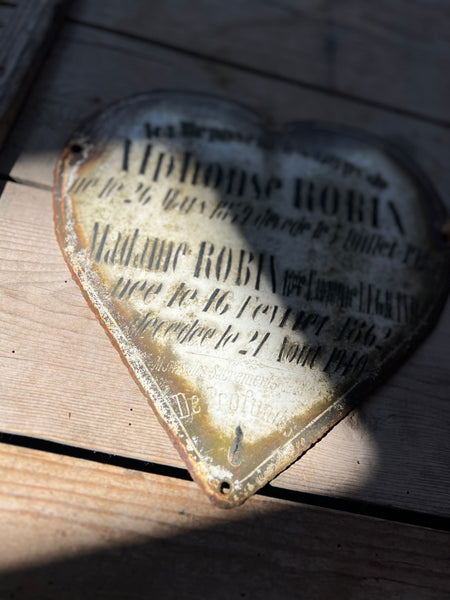 Large Vintage French Rustic Memorial Heart