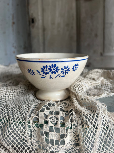 Beautiful Small Vintage Cafe Au Lait