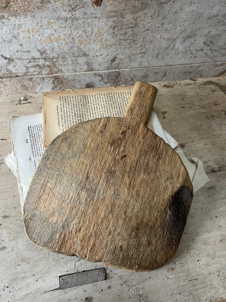 Small Vintage Chopping Board