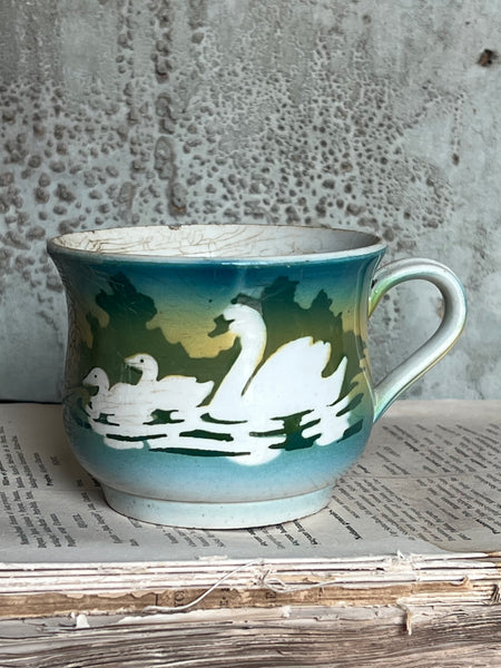 Vintage Swan Cup