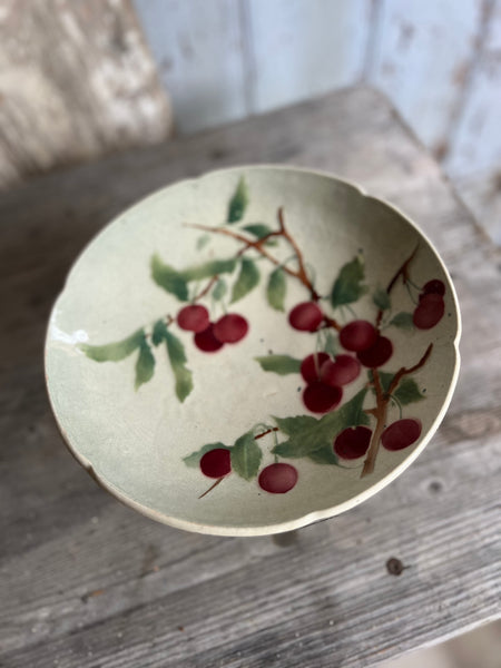 Sweet K&G Cherry Raised Dish