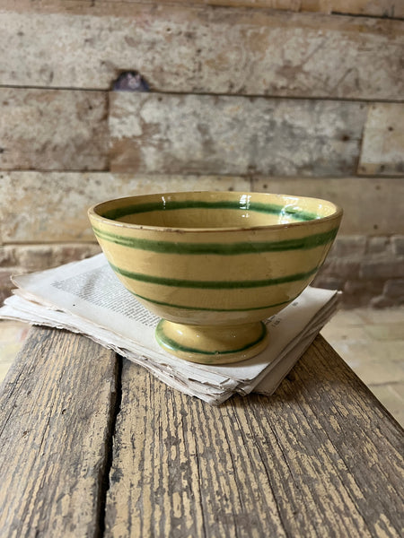 Antique Provençal Cafe au Lait Bowl