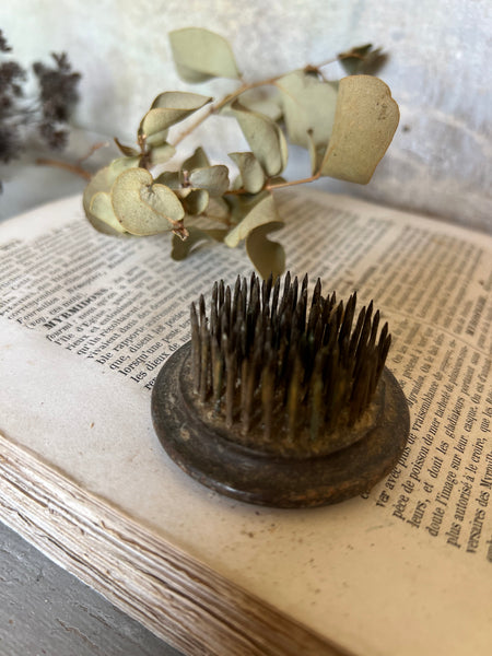 Vintage Flower Frog