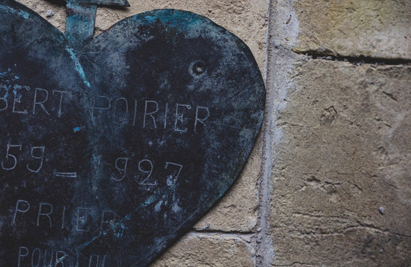 Vintage French Rustic Memorial Heart