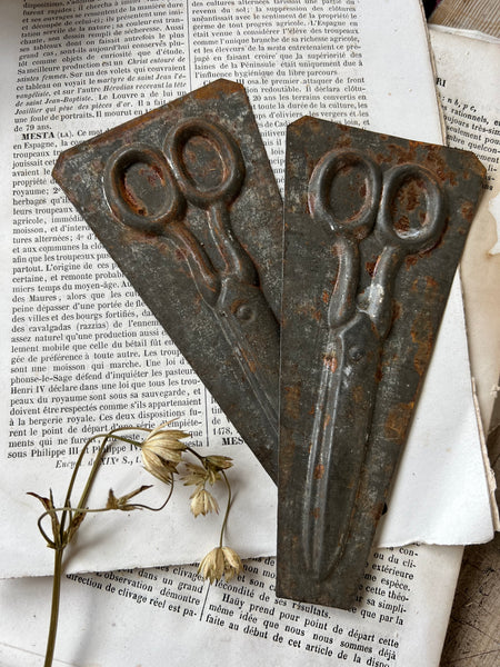 Vintage Scissor Moulds