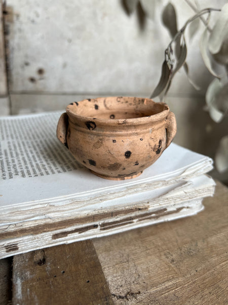 Sweet French Vintage Pot