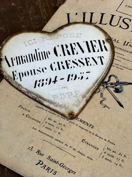 Vintage French Rustic Memorial Heart