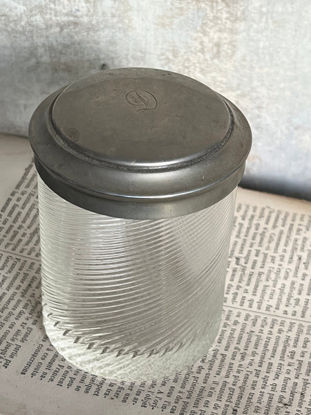 Beautiful Initialled D Cosmetics Pot
