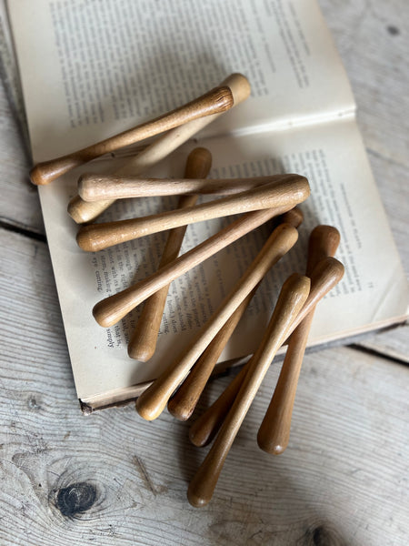 Small Vintage Bobbins