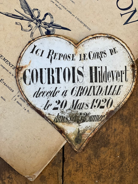 Vintage French Rustic Memorial Heart