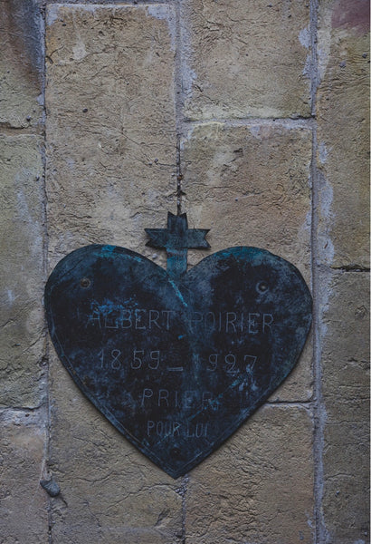 Vintage French Rustic Memorial Heart