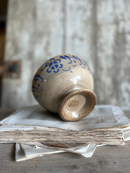 Beautifully Worn Rustic Cafe Au Lait