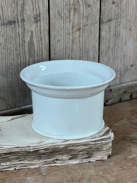 French Creil Et Montereau Pot