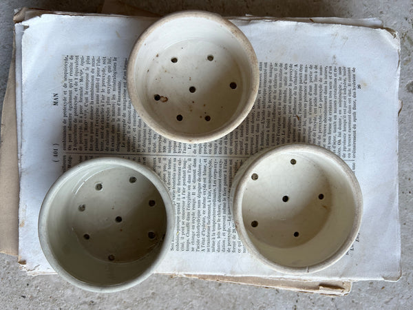 French Vintage Small Rustic Faiselles