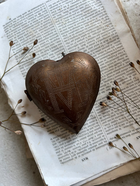Sweet Vintage Heart