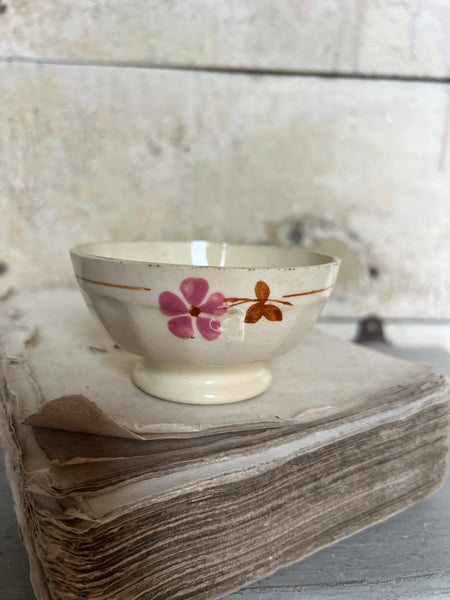 Small Vintage Cafe Au Lait