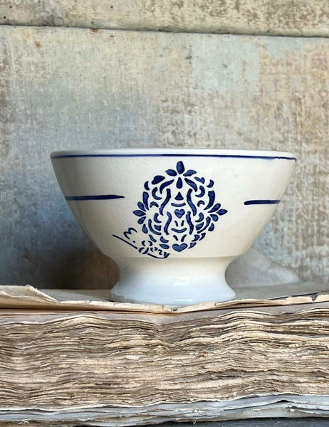 Blue Detail Cafe au Lait bowl