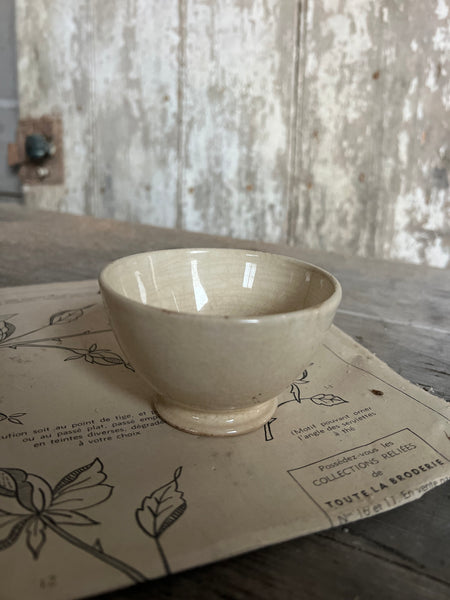 Small Vintage Cafe Au Lait