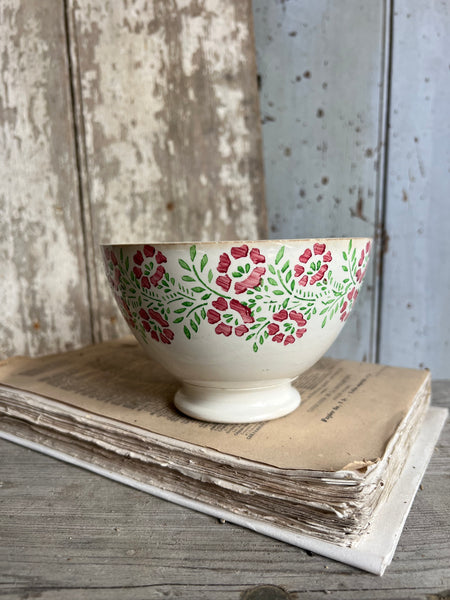Crisp Stencilled Cafe Au Lait