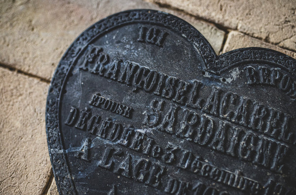 Vintage French Rustic Memorial Heart