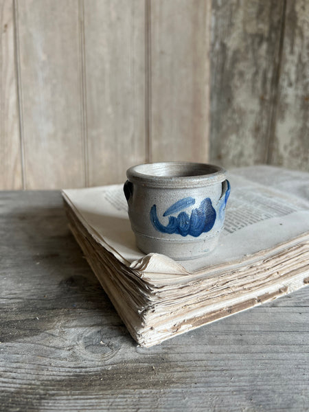 Mini Vintage Pot
