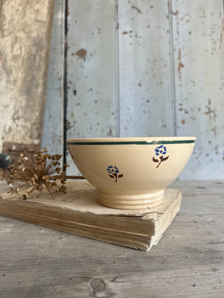 French Cute Floral Stencil Cafe au Lait bowl