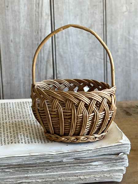 Small Vintage Handled Basket