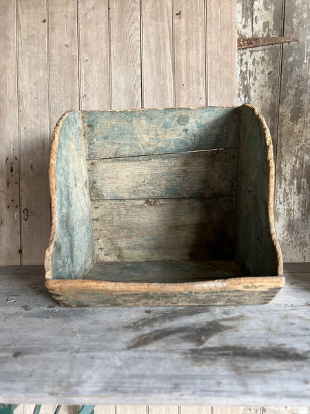 Chippy Paint Vintage French Wash Box
