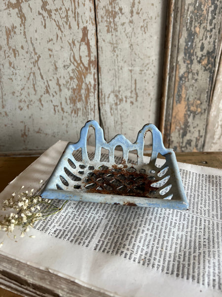 Metal Rustic French Soap Dish