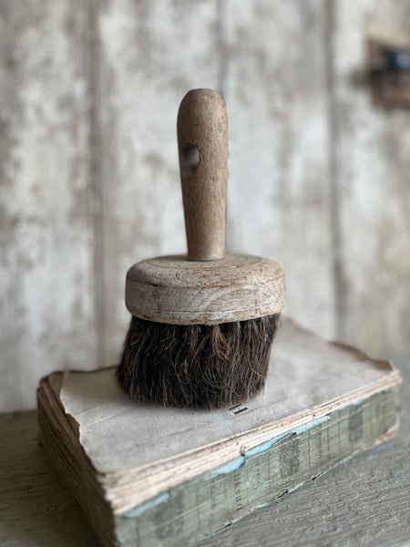 French Vintage Brush