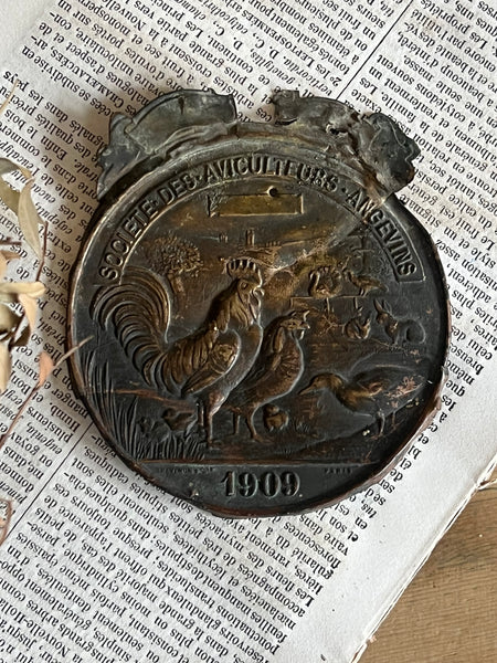 1909 Chicken Plaque