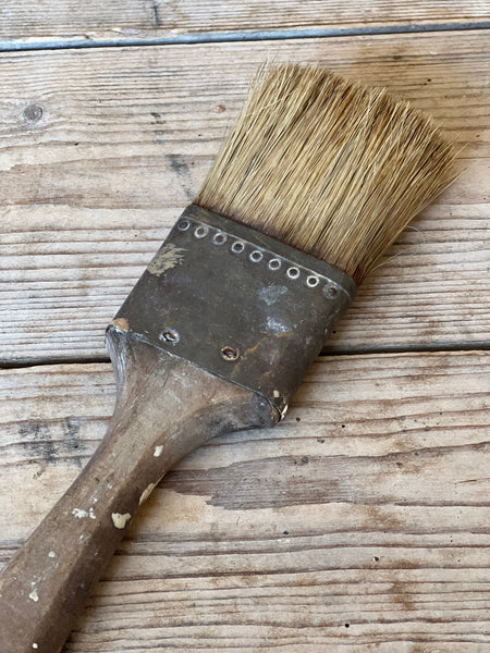 French Vintage Brush