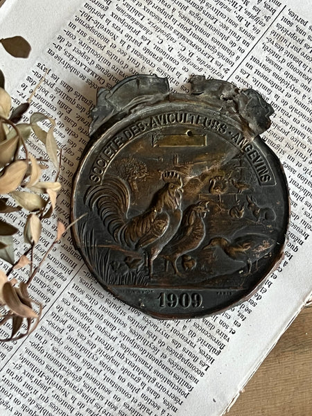 1909 Chicken Plaque