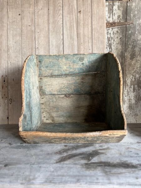 Chippy Paint Vintage French Wash Box