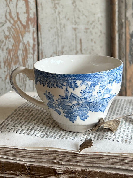 Transferwear Vintage Teacup