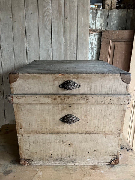 Gorgeous French Box