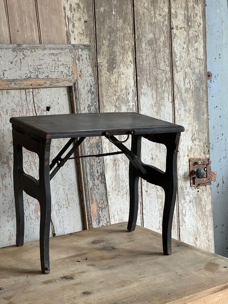 Beautiful French Fold Down Picnic Table
